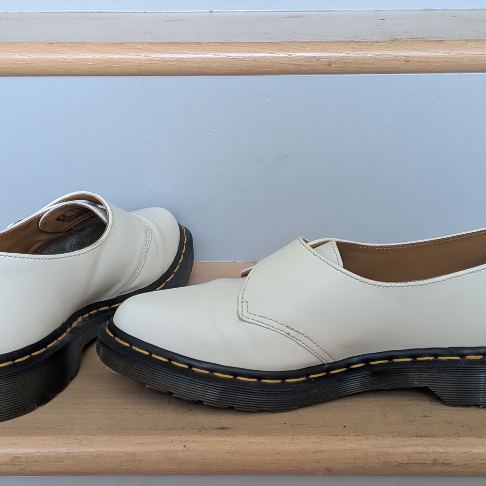 White Dr. Martens Agnes - Picture 5 of 8